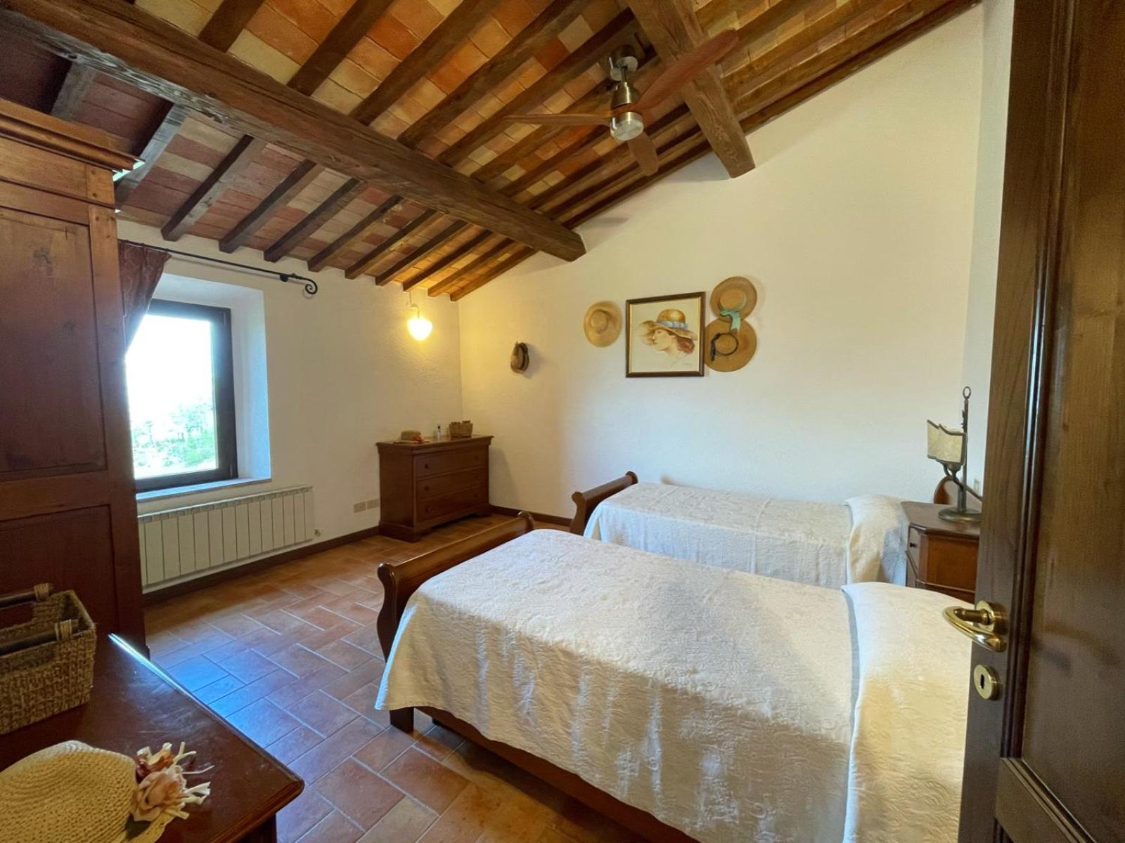 サルテアーノ Borgo Poggio Biancoヴィラ 部屋 写真