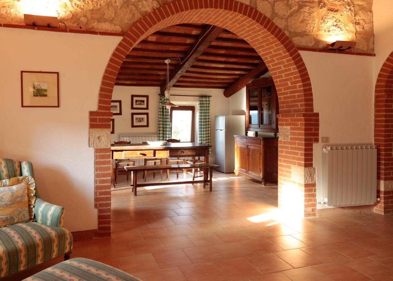 サルテアーノ Borgo Poggio Biancoヴィラ エクステリア 写真